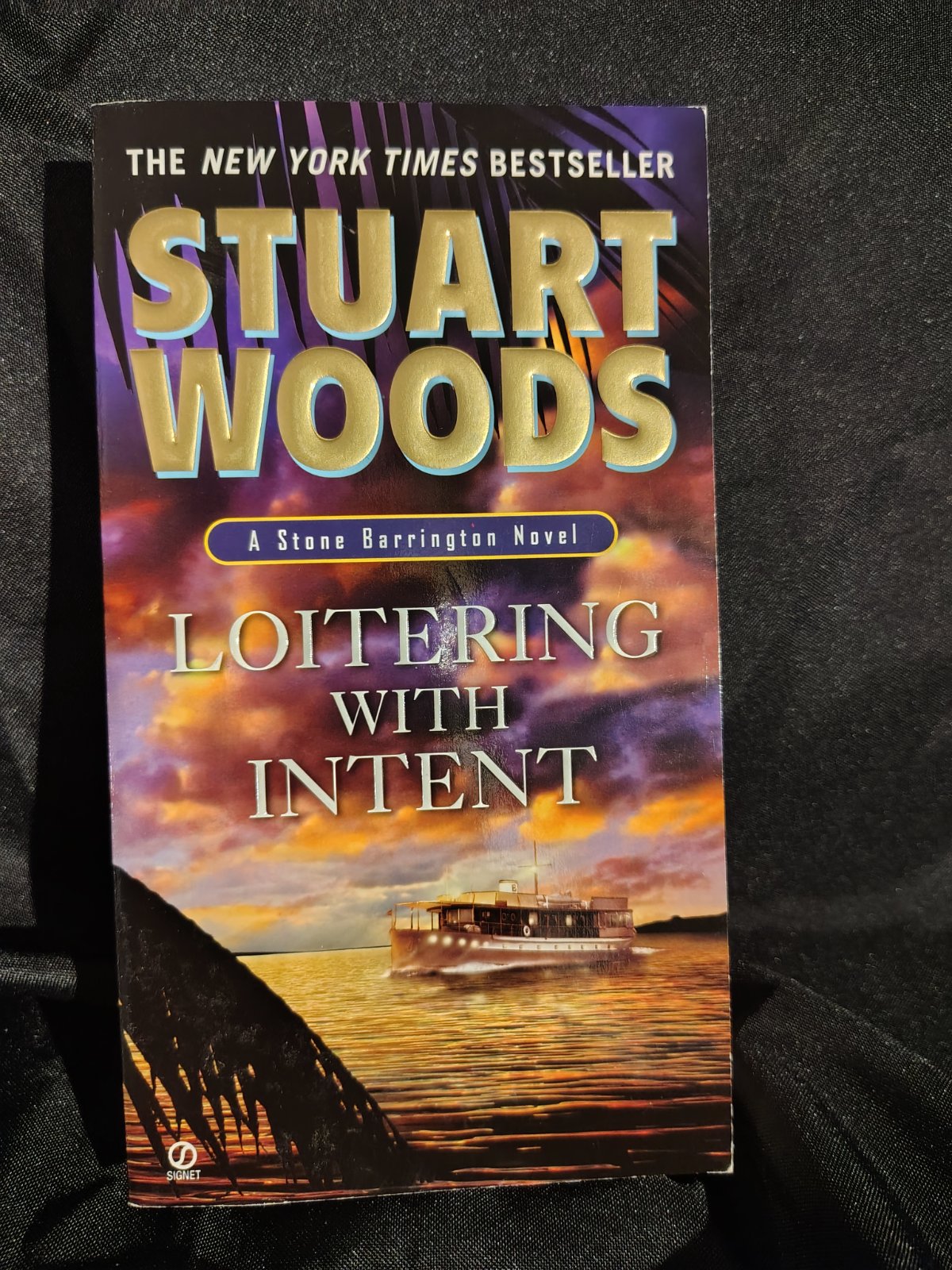 Photograph of Loitering With Intent (1 of 3)